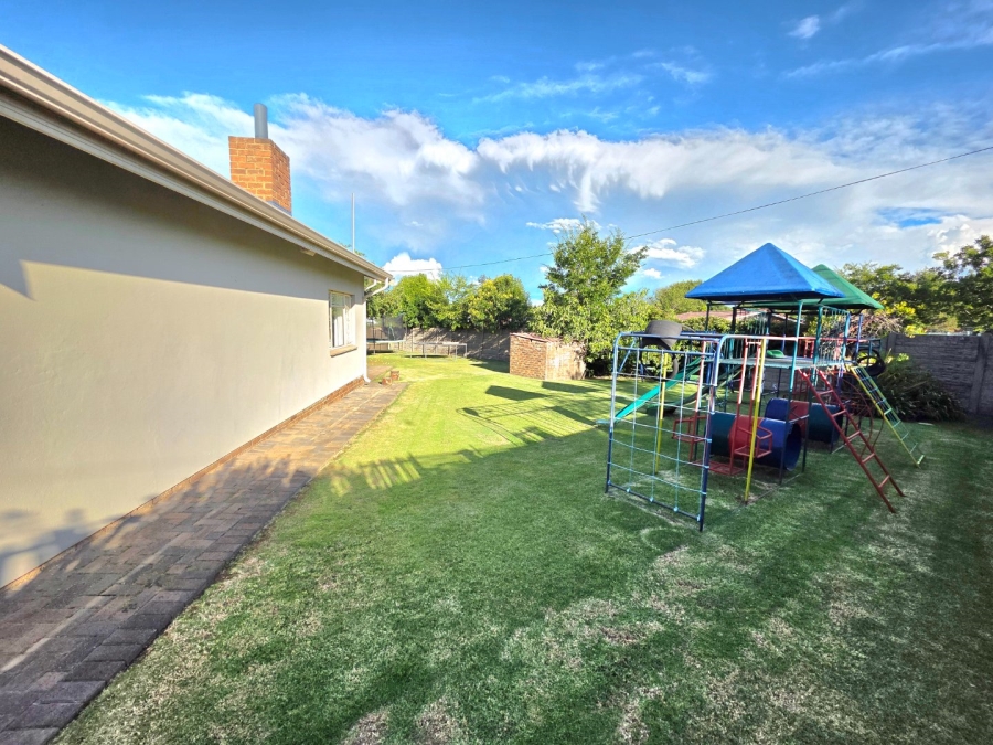 4 Bedroom Property for Sale in Morelig Free State